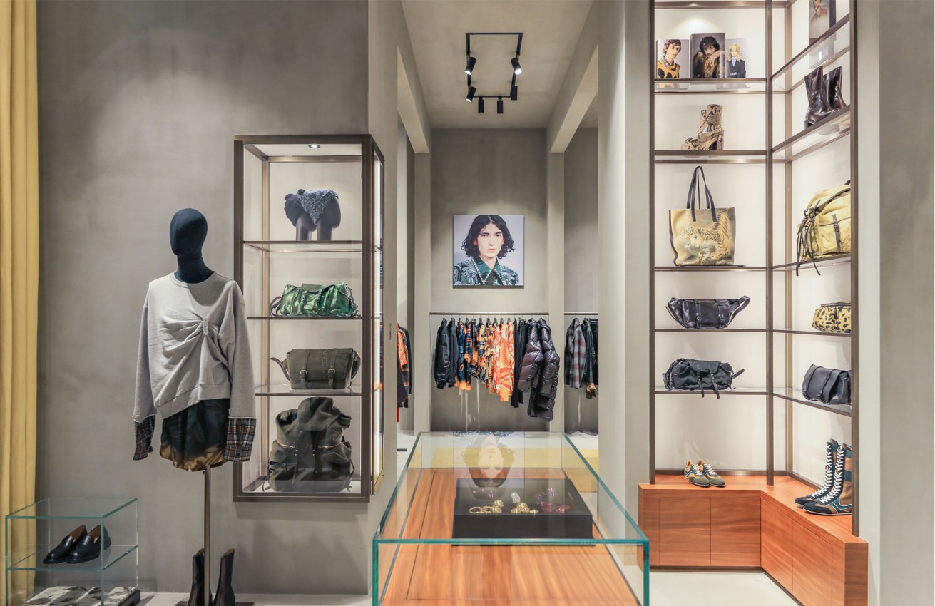 Dries Van Noten by Lene Van Look, storedesign, Interior Architecture
